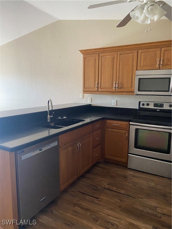Foto del edificio - 4027 SW 8th Pl