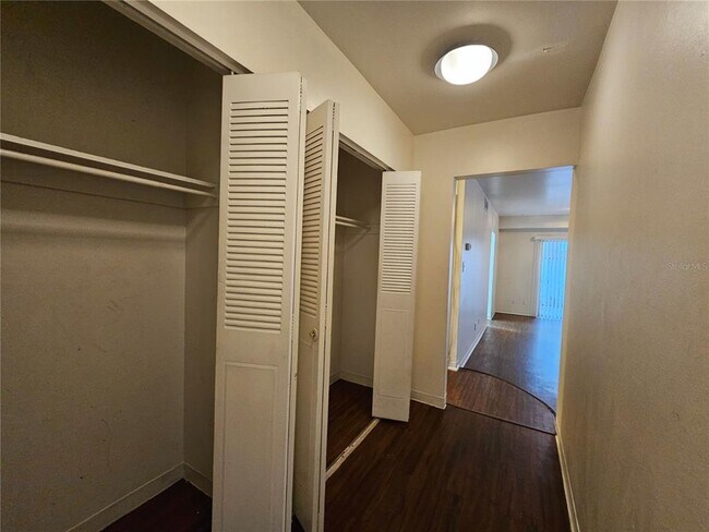Building Photo - 7610 W Powhatan Ave
