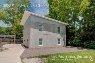 Building Photo - 5053 Park Ave S