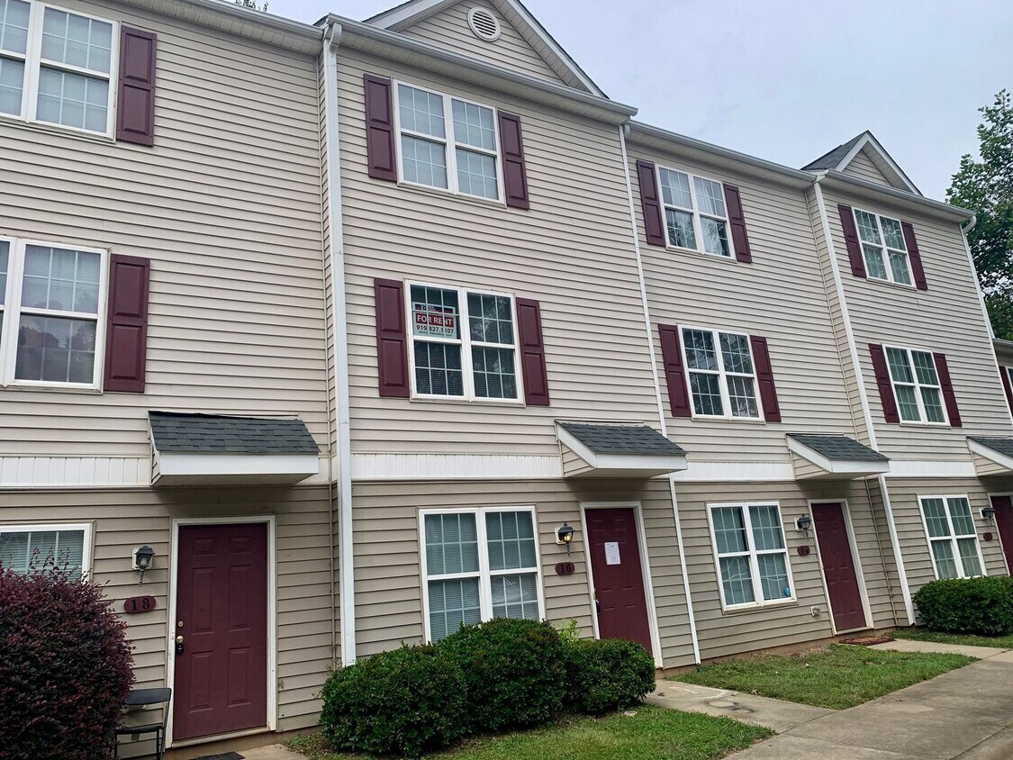Foto principal - Amazing Location Near Downtown and NC Stat...