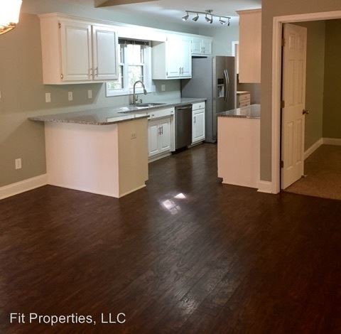 Building Photo - 7540 Forest Oak Dr