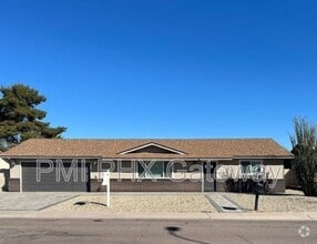 Building Photo - 1336 W 12th St