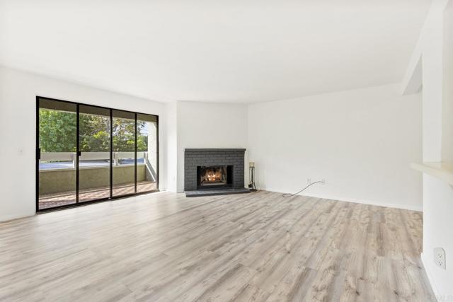 Foto del edificio - 1040 E Washington Ave