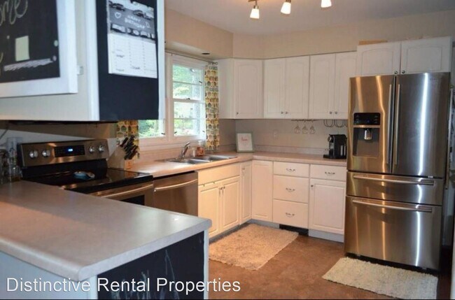 Foto del edificio - 4 br, 2 bath House - 325 Hollowood Dr