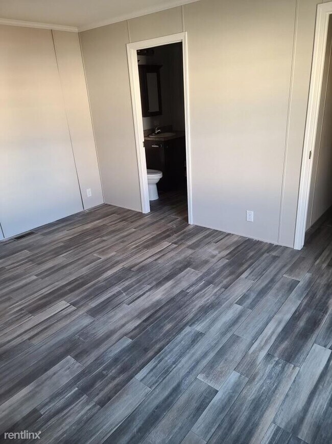 Foto del edificio - 3 br, 2 bath Mobile Home - 10 Claremont St