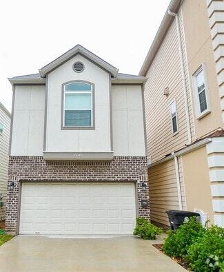 Building Photo - 5943 Kansas St