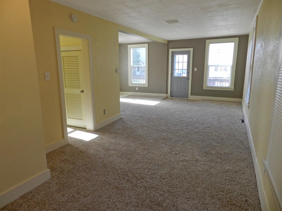 1713 N 22nd St, Superior, WI 54880 House Rental in Superior, WI