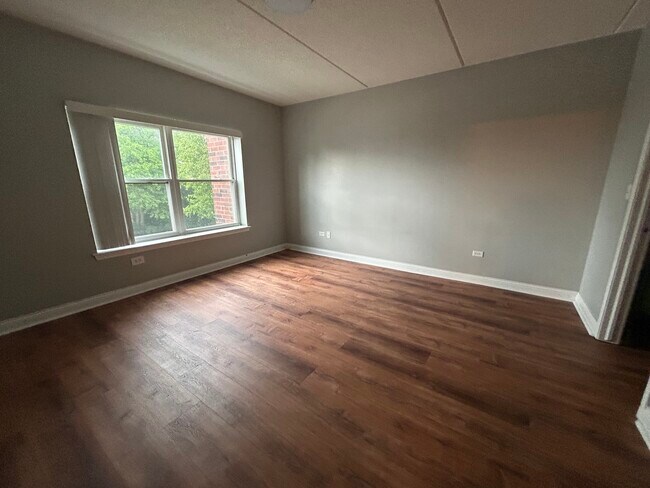 Foto del edificio - 3400 N Old Arlington Heights Rd