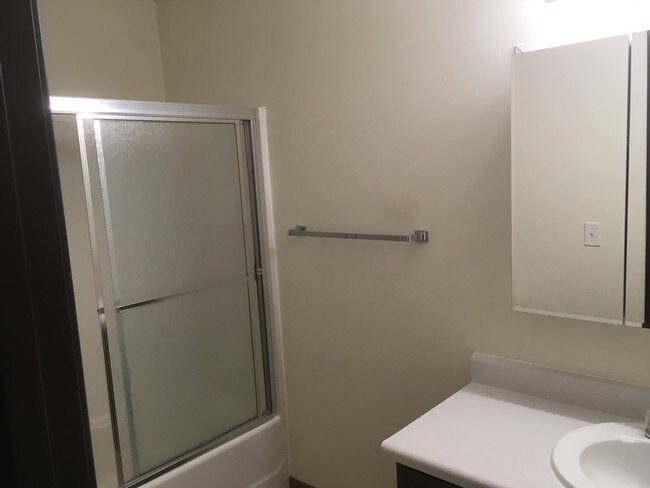 Foto del edificio - 1727 N Grandview Ln