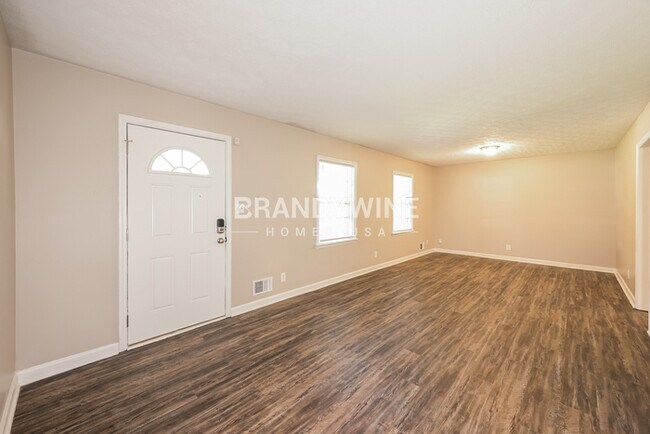 Foto del edificio - 5420 St Lo Ln