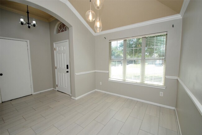 Foto del edificio - 5910 Sugar Field Ln