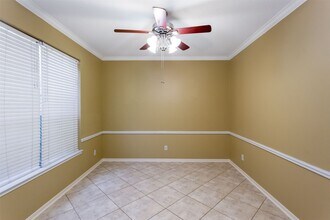 Building Photo - 9818 Mossy Tree Ln
