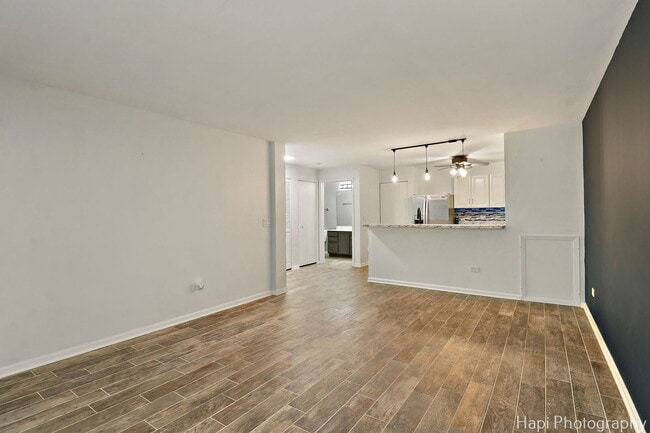 Building Photo - 2313 Silverstone Dr