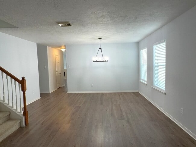 Foto del edificio - 6519 Gorton Dr