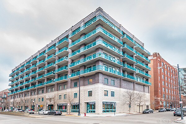 Primary Photo - 910 W Madison St