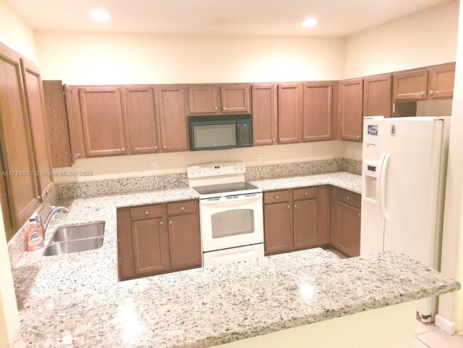 Foto del edificio - 22746 SW 92nd Pl
