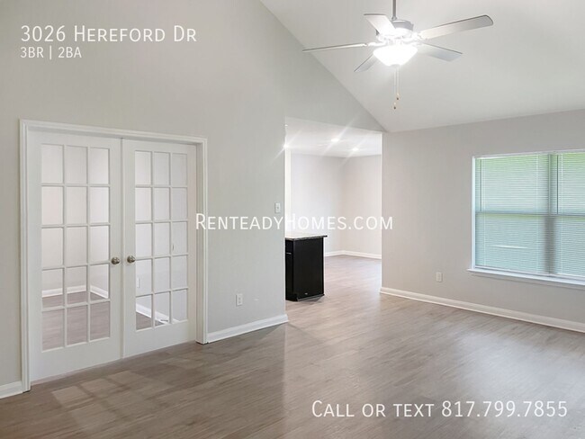 Foto del edificio - 3026 Hereford Dr