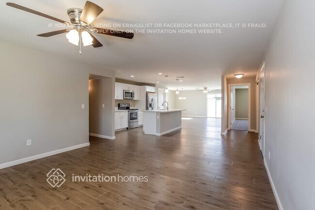 Foto del edificio - 13620 N 38th St
