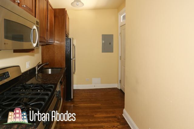 Foto del edificio - 746 W Addison St