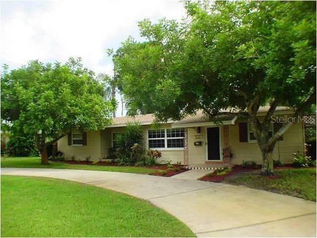 Foto principal - 6132 Dartmouth Ave N