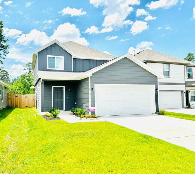 Building Photo - 2423 Bluefish Ct