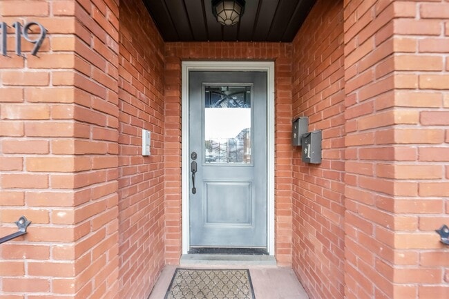 Building Photo - 119 WASHINGTON Ave