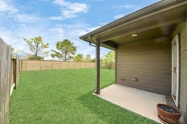 Foto del edificio - 17719 Rose Summit Ln