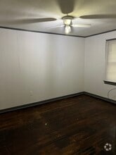 Building Photo - 2446 Balis Dr