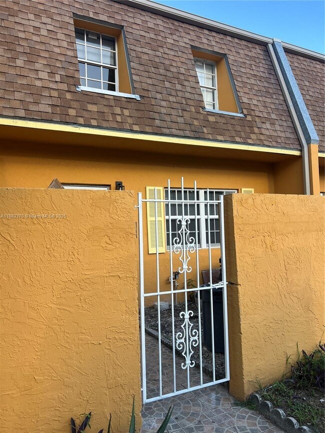 Building Photo - 2652 NW 60th Way