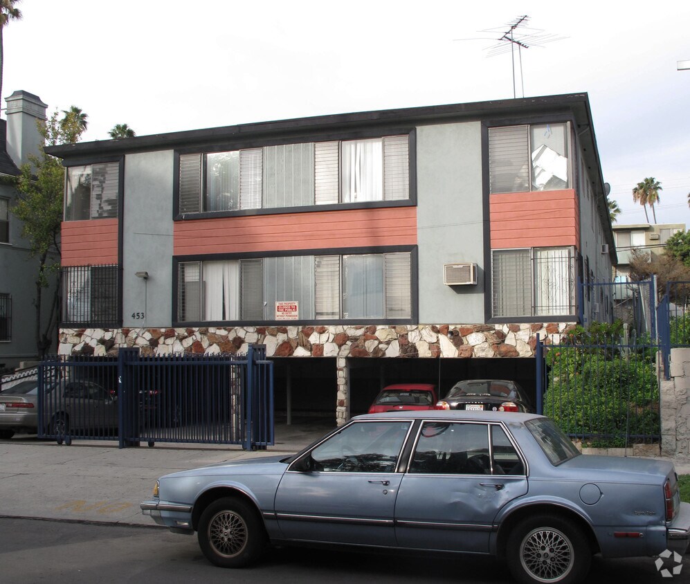 Building Photo - 445-453 S Kenmore Ave