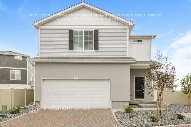Building Photo - 3349 Streamwood Dr