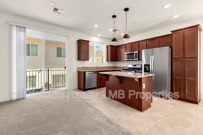 Building Photo - 520 Logan Jacob Ln
