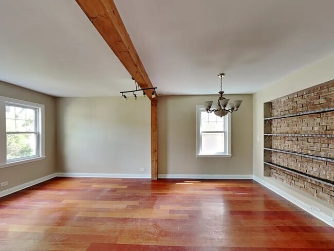 Building Photo - 2025 N 75th Ave