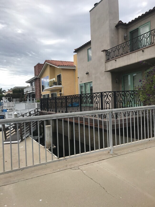 Foto del edificio - 4000 W Hemlock St