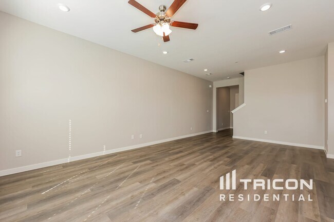 Foto del edificio - 3036 Whitetail Ln