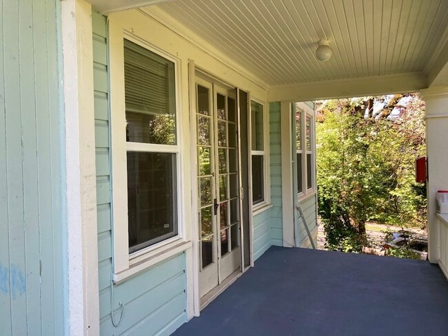 Foto del edificio - 2234-2238 SW Vista Ave