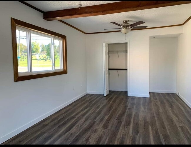 Building Photo - 10453 Gallia Pike Rd