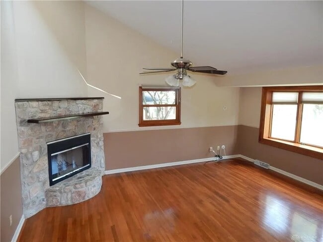 Building Photo - 4702 Alexis Ave