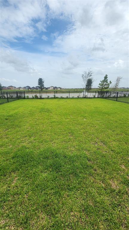 Foto del edificio - 27703 Village Cir Dr
