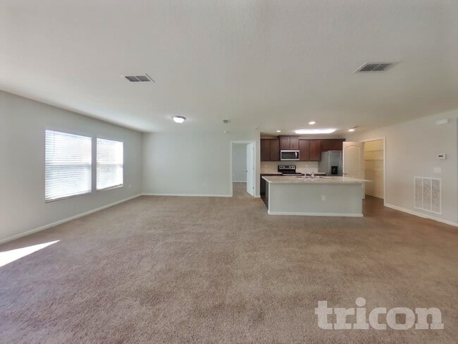 Building Photo - 2330 Sea Palm Ave