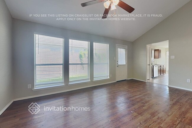 Building Photo - 10321 Pleasant Mound Dr