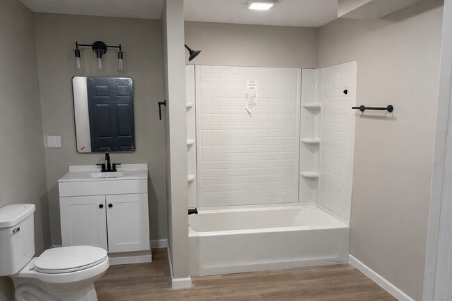 Foto del edificio - 309 Morton Ave