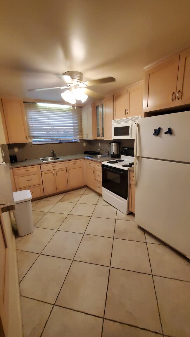 Building Photo - 3605 Indian Creek Dr