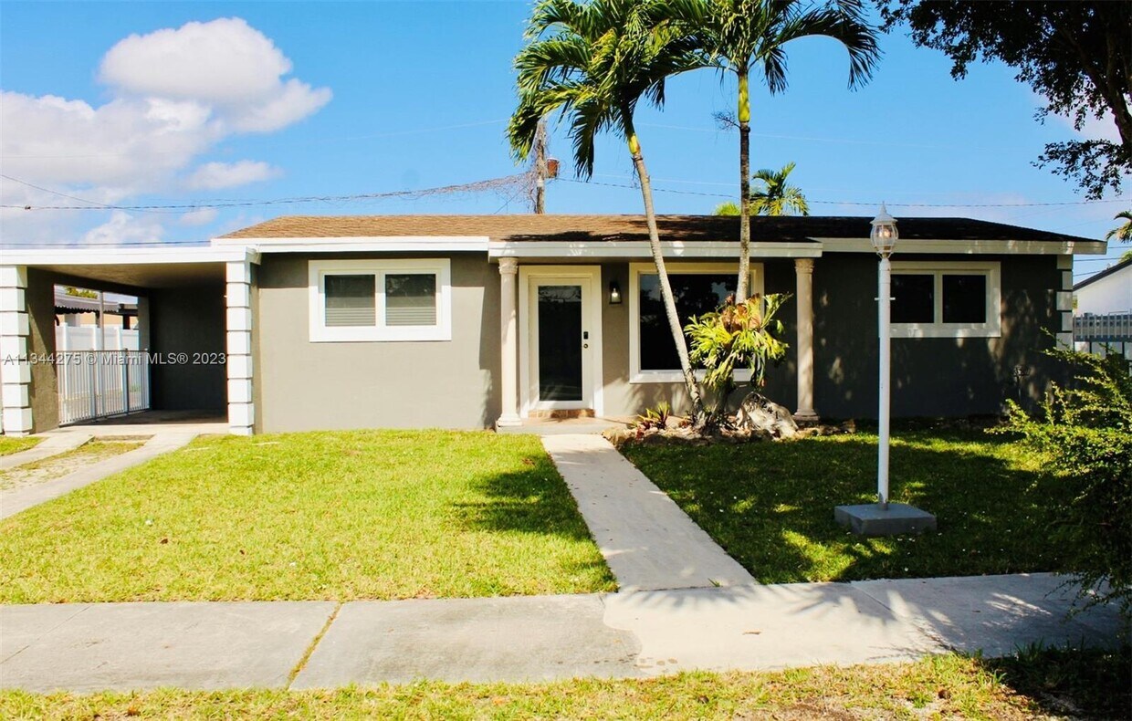 Primary Photo - 9241 Neptune Dr