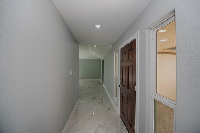 Building Photo - 13235 Rampchester Ln