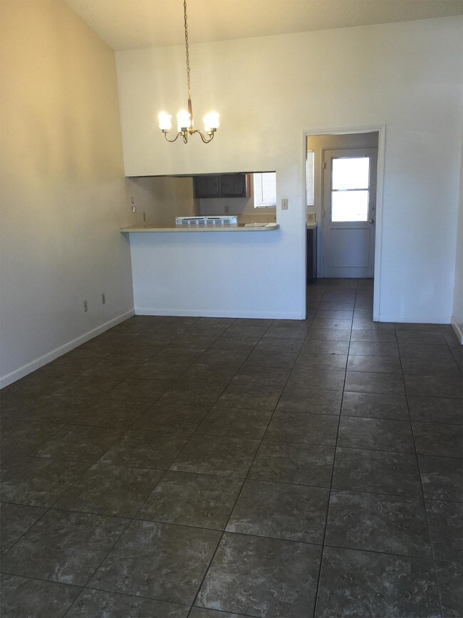Foto del edificio - 4420 Fjord St