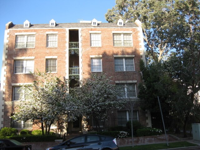 Primary Photo - 133 Peck S Dr