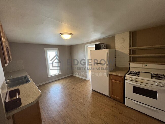 Foto del edificio - 1220 Hamilton Ave NW