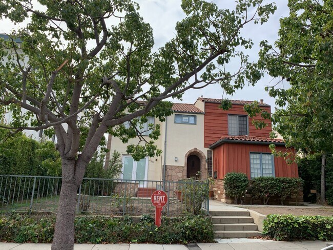 Front yard left is the unit - 956 Euclid St