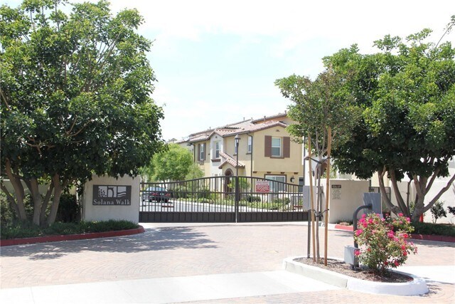 Foto principal - 17558 Water Garden Ct